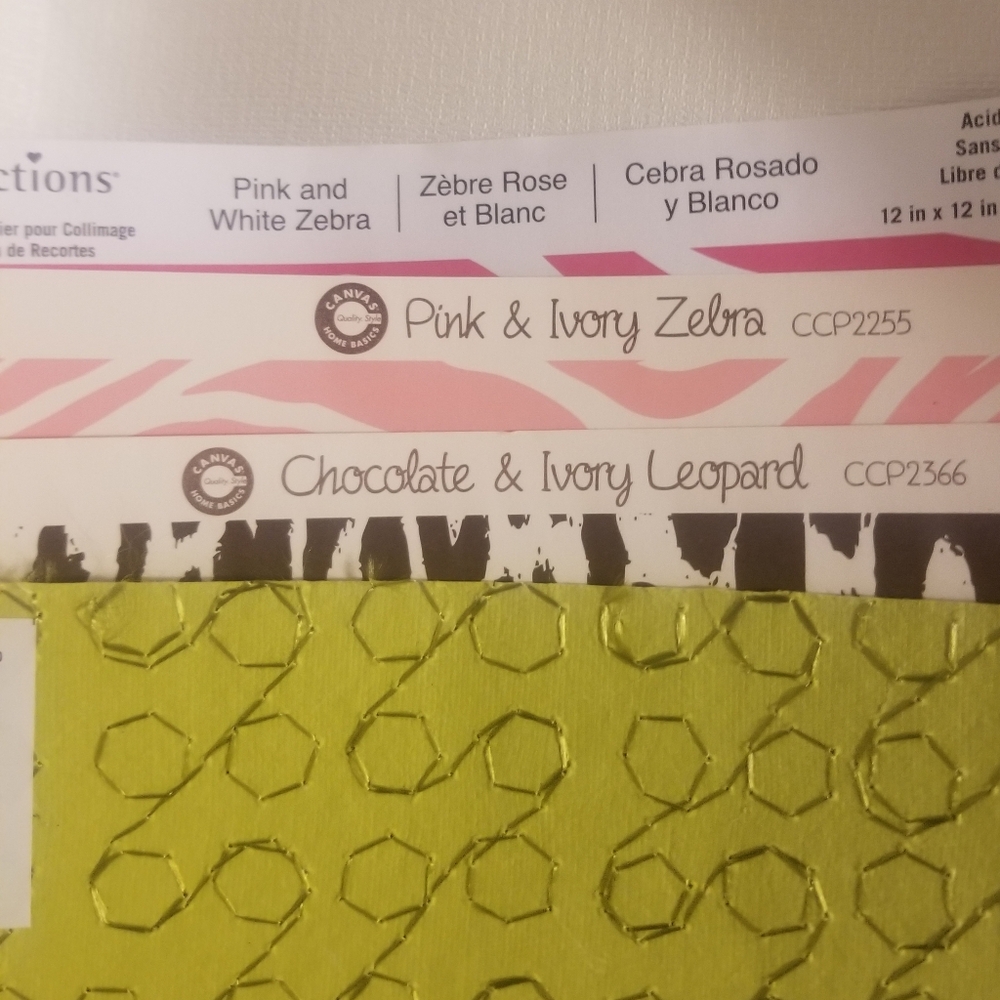 6 unused eyecatching sheets of scrapbooking paper- patterned - Picture 3 of 6